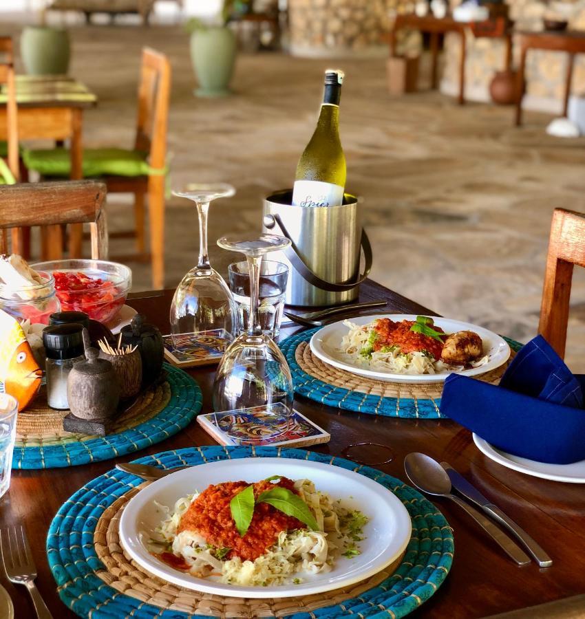 Emayani Beach Lodge Pangani 外观 照片
