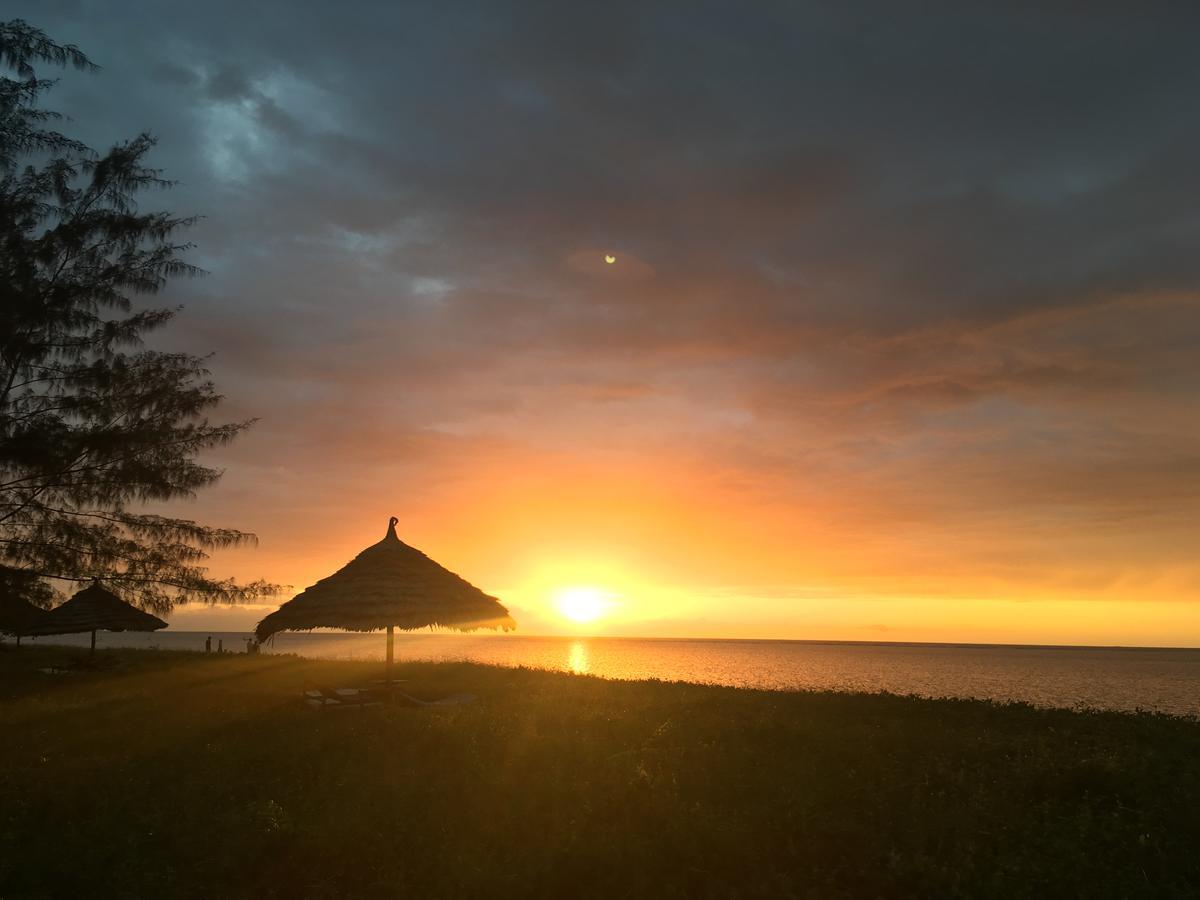 Emayani Beach Lodge Pangani 外观 照片